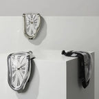Melt™ Surrealistisk Bordsklocka